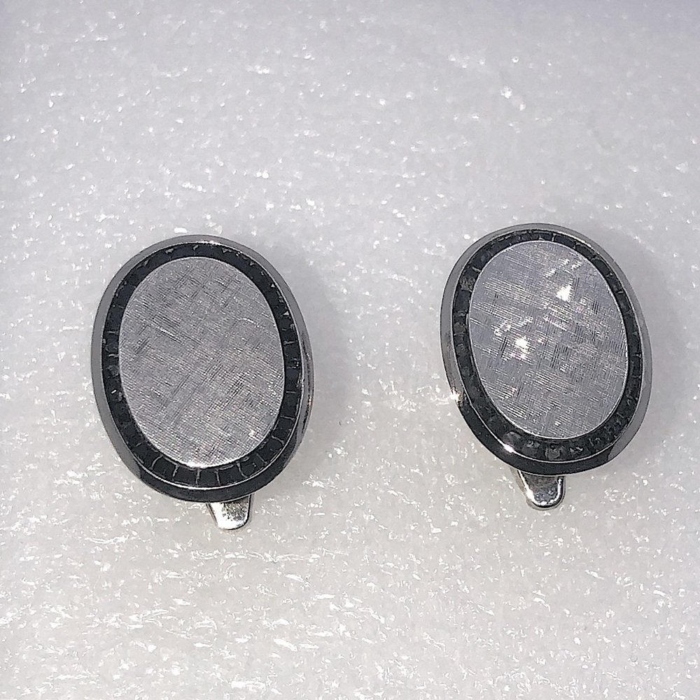 Vtg Da Vinci Sterling Brushed Silver & Channel Set Onyx Cufflinks .9”